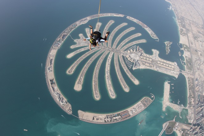 Sky Diving in Dubai